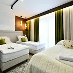 Apartmanhotel 6 Gwiazdek 3*