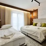 Apartmanhotel 6 Gwiazdek 3*
