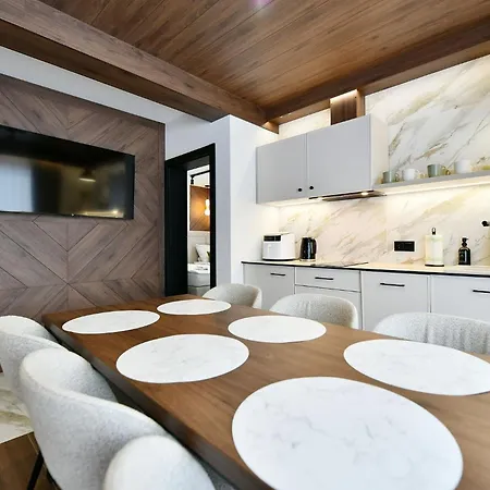 Aparthotel 6 Gwiazdek 3*