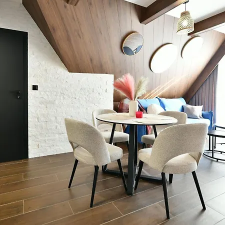 Aparthotel 6 Gwiazdek 3*
